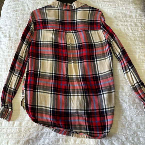 American Eagle Boyfriend Fit Flannel - Picture 4 of 4